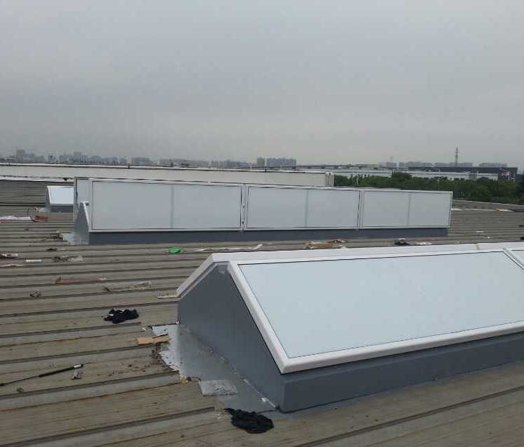 三角形排烟天窗