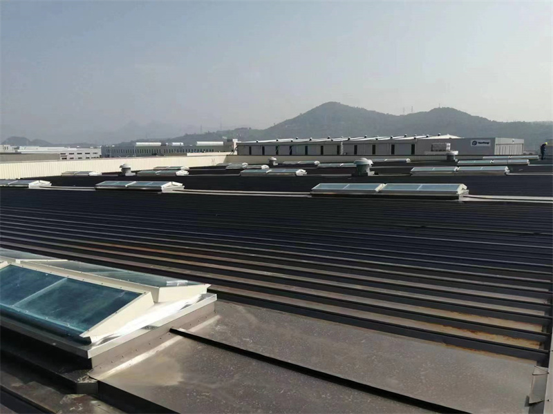 三角形排烟天窗