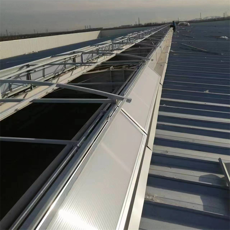 侧开型通风天窗