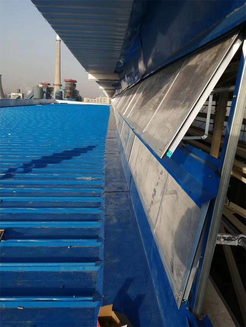 侧开型通风天窗