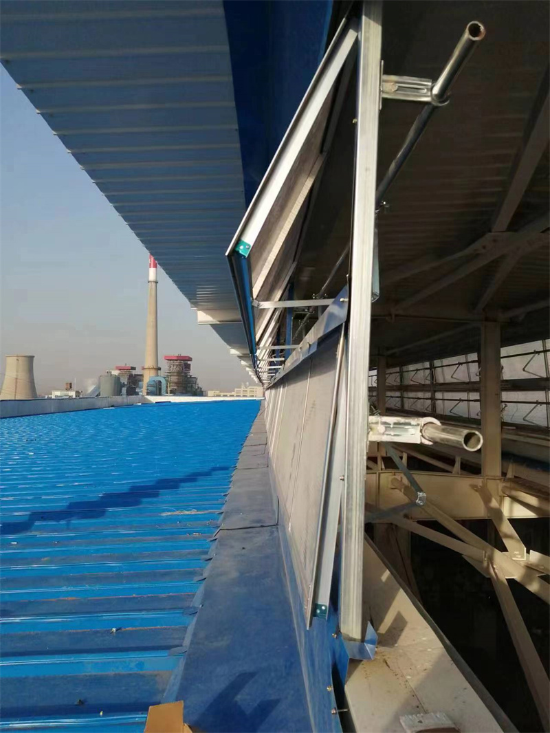 侧开型通风天窗